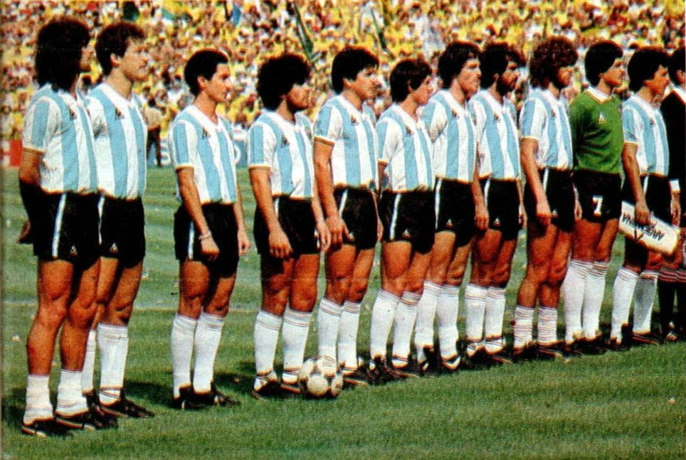 Argentina y Brasil se enfrentan en el Mundial de 1982