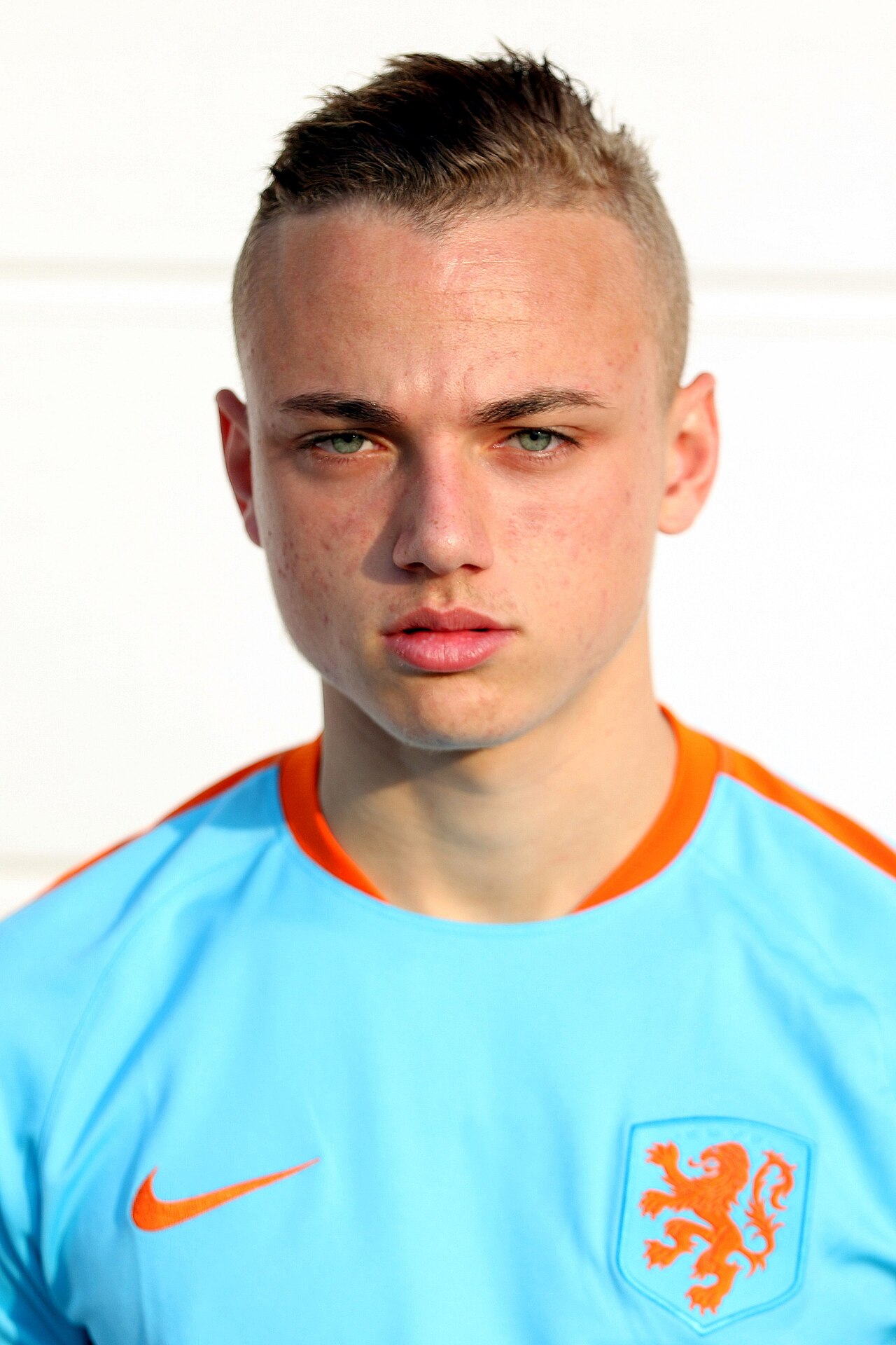 N. Lang
