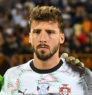 Rúben Dias